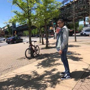 Meet your Posher, Christopher